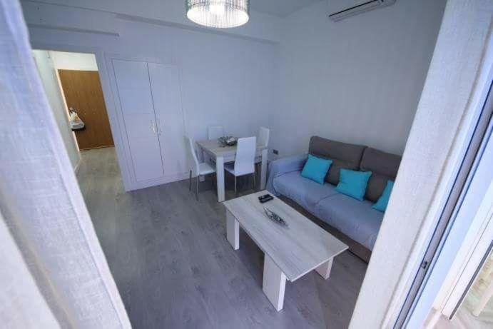 Paseo Maritimo Los Boliches. Фуeнхирола Екстериор снимка